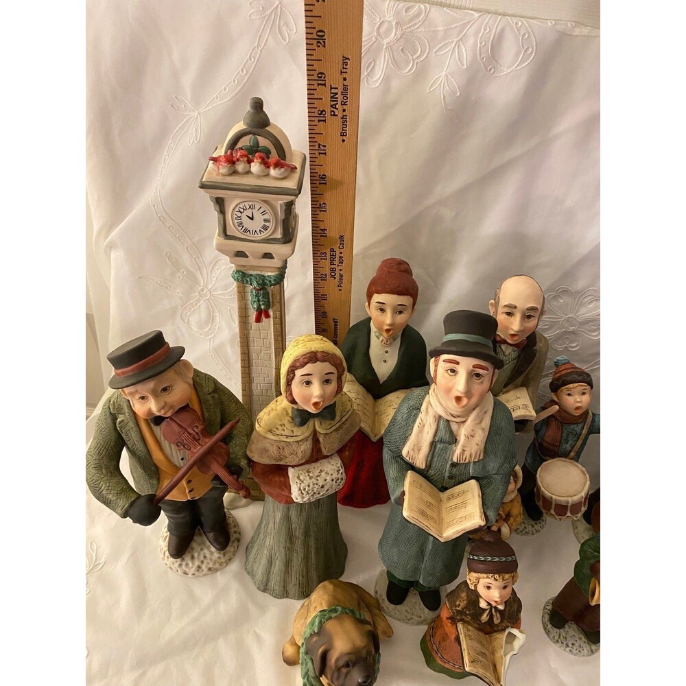 12 piece Grandeur Noel Porcelain Choir Set 2003 Victorian Carolers Box Christmas